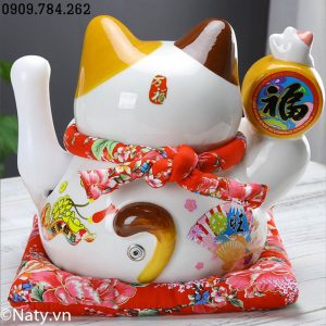 mèo ngoắc khách cầu tài