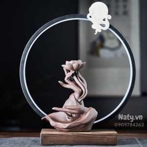 khai trương tiệm nail nên tặng gì
