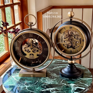 đồng hồ để bàn trang trí