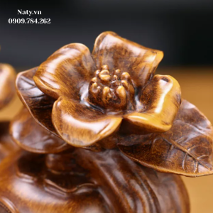 đồ trang trí kệ tivi phòng khách