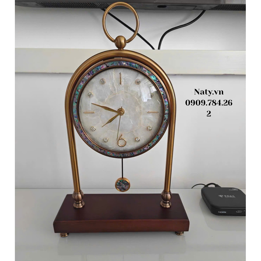 decor-trang-tri (52) đồng hồ để bàn sang trọng