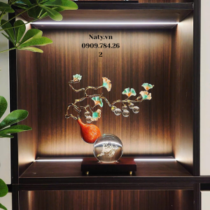 trang trí kệ tivi gỗ phòng khách