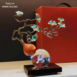 trang trí kệ tivi gỗ phòng khách