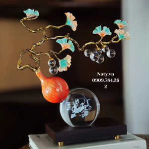 trang trí kệ tivi gỗ phòng khách